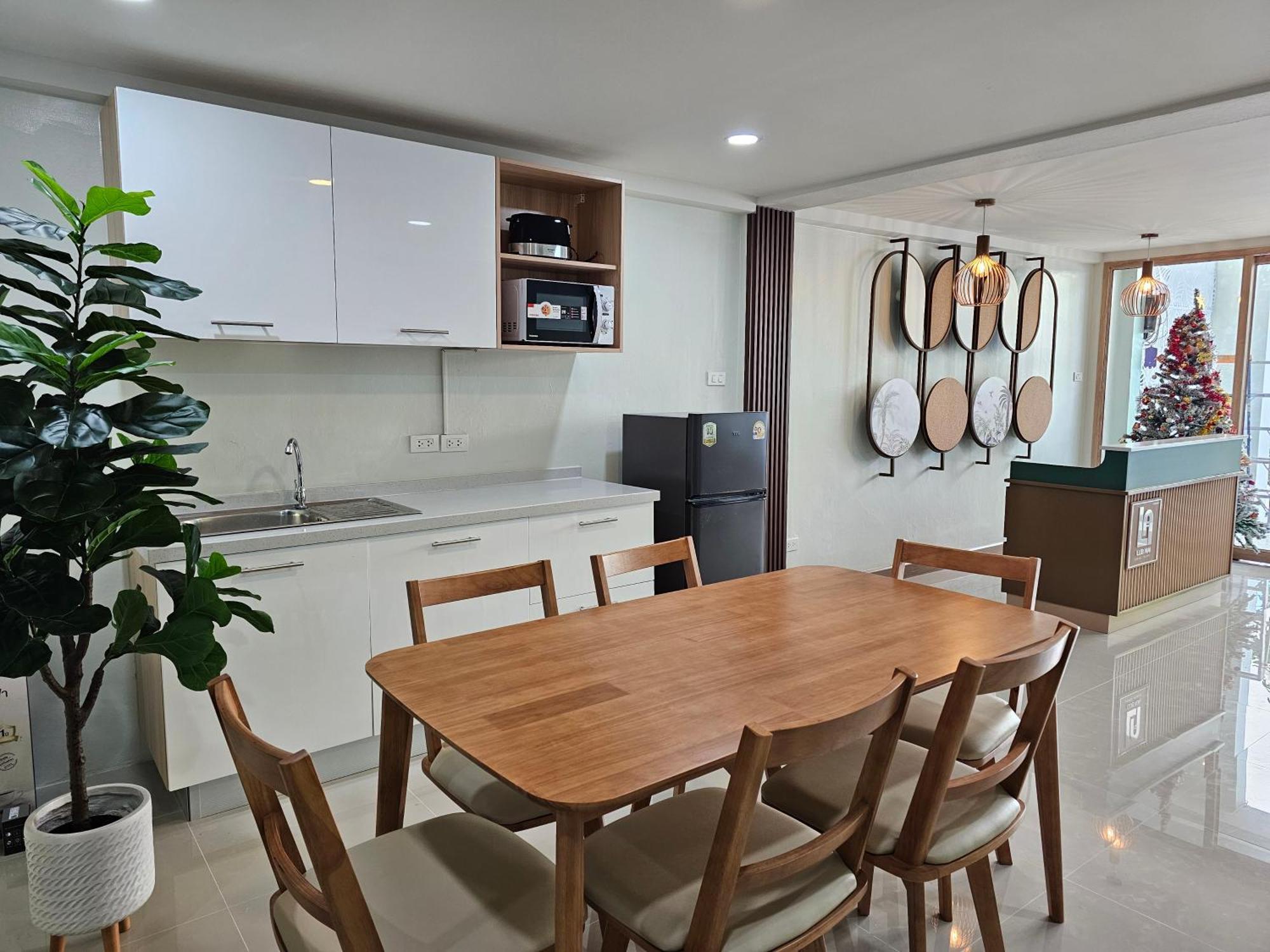 Lub Nai Hostel Patong Zewnętrze zdjęcie