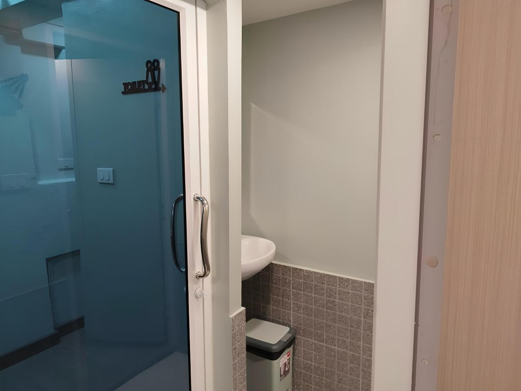 Lub Nai Hostel Patong Zewnętrze zdjęcie